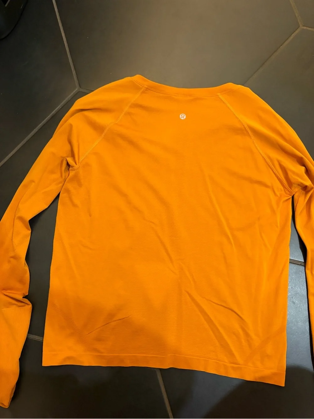 lululemon athletica Women's Bright Orange Long-Sleeve Crew Top
